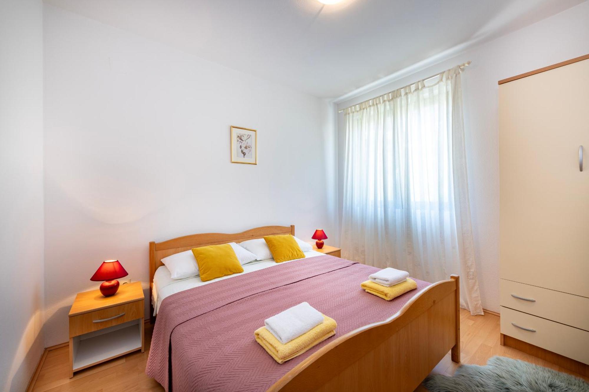 Apartments Bellezza Trogir Bagian luar foto