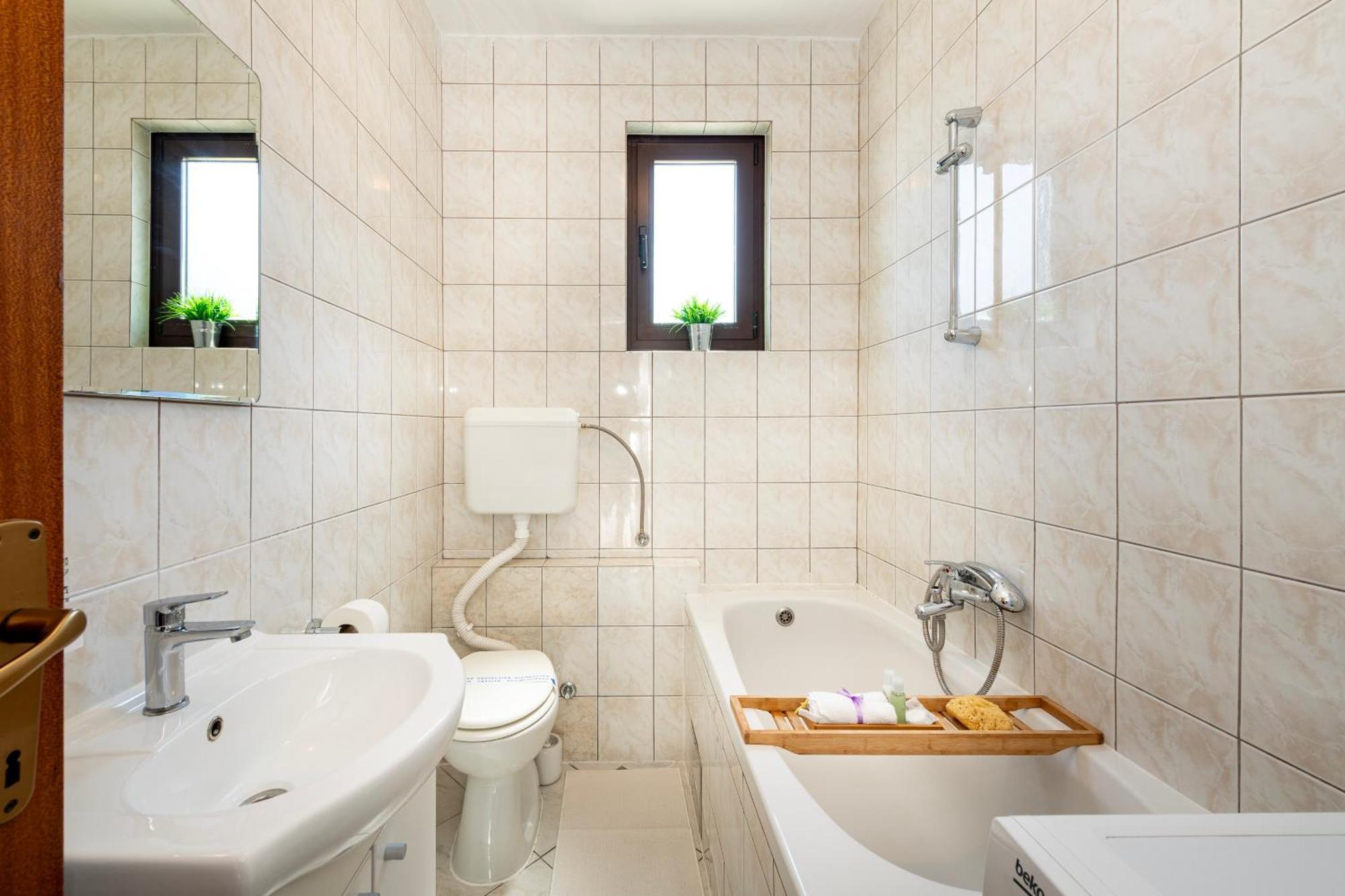 Apartments Bellezza Trogir Bagian luar foto
